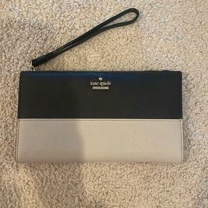 Kate Spade Staci Beige Black Medium Compact Bifold Wallet